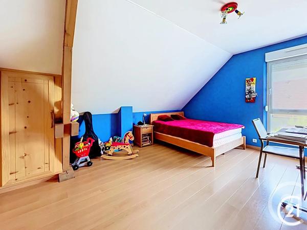 Maison à vendre  7 pièces - 190 m 2   DUNG  - 25
