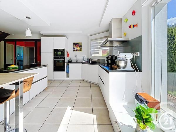 Maison à vendre  7 pièces - 190 m 2   DUNG  - 25