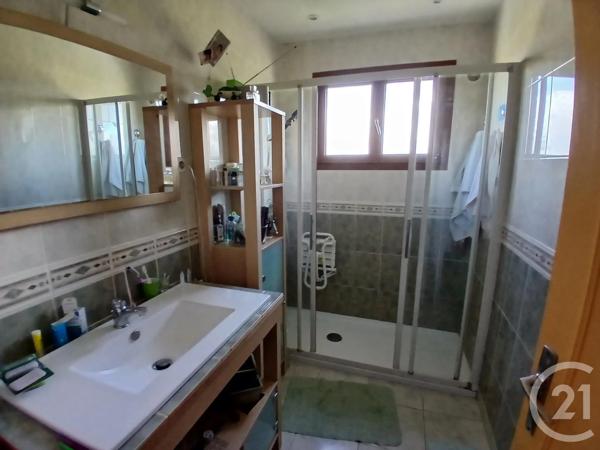 Maison à vendre  7 pièces - 140 m 2   ST PLANCHERS  - 50