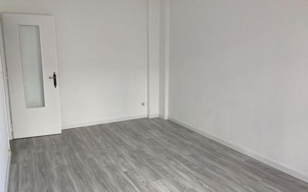 Appartement à louer    2 pièces •  Nice