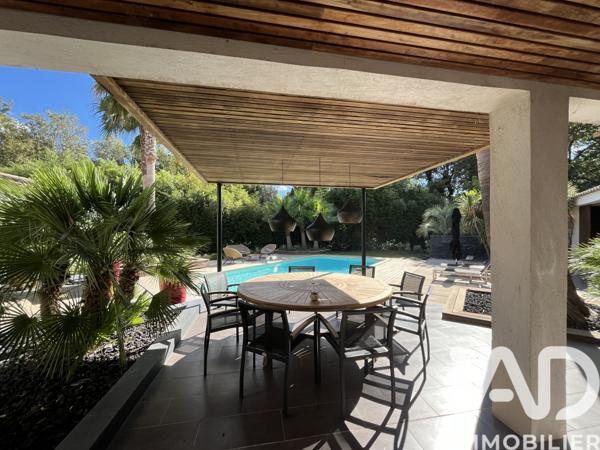 Maison à vendre 7 pièces 250 m² Grimaud