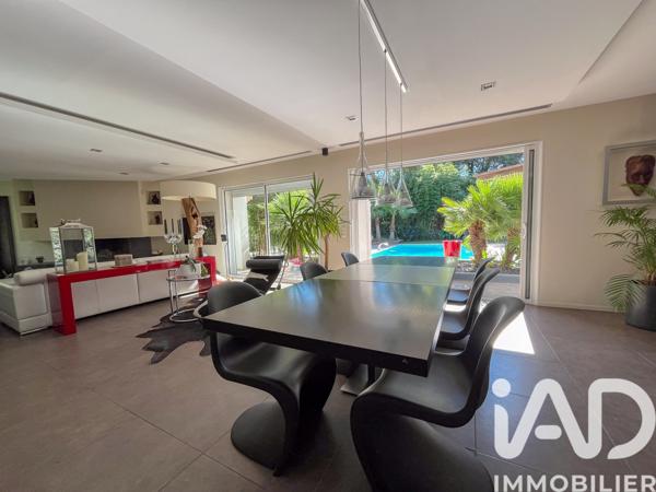Maison à vendre 7 pièces 250 m² Grimaud