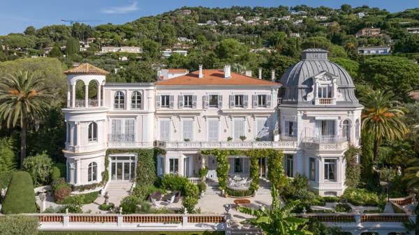 Vente Penthouse Cannes 8 Pièces 305 m²