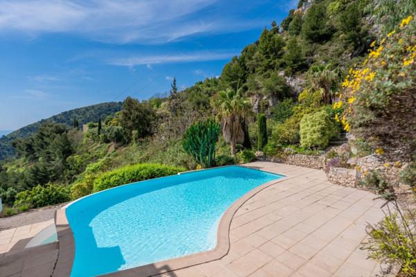 Vente Villa de luxe Èze 7 Pièces 228 m²