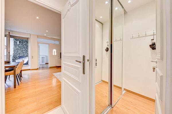Appartement à louer 2 pièces PARIS 8EME ARRONDISSEMENT (75)