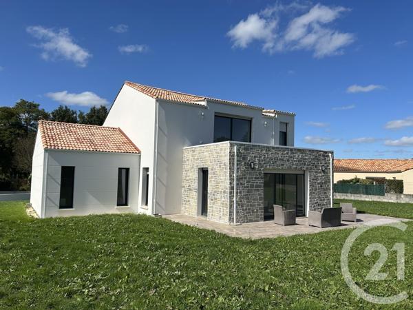 Maison à vendre  6 pièces - 194 m2 LES LUCS SUR BOULOGNE - 85