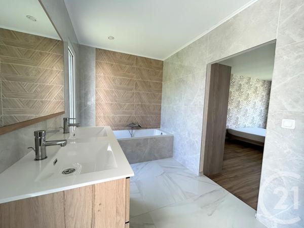 Maison à vendre  6 pièces - 194 m2 LES LUCS SUR BOULOGNE - 85