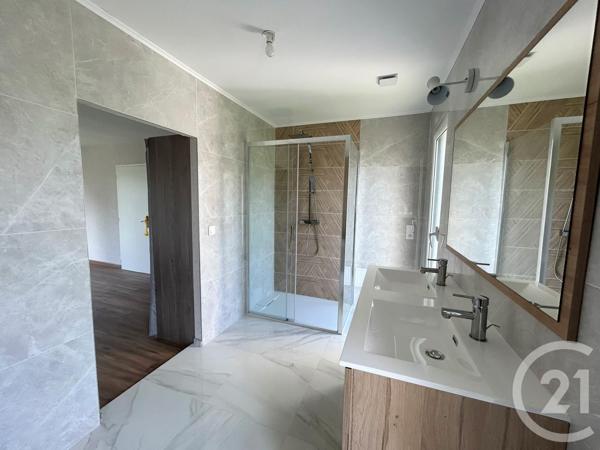 Maison à vendre  6 pièces - 194 m2 LES LUCS SUR BOULOGNE - 85