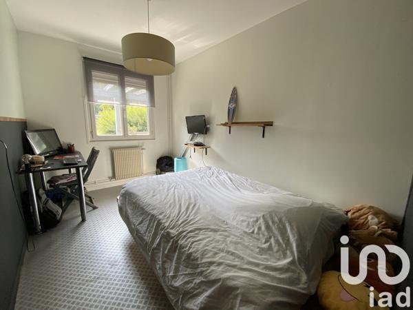 Maison 6 pièces de 163 m² à Vayres (33870)