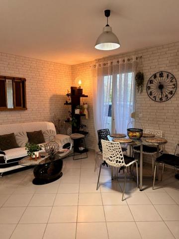 A vendre, maison de plain-pied récente à BIRAS 24310