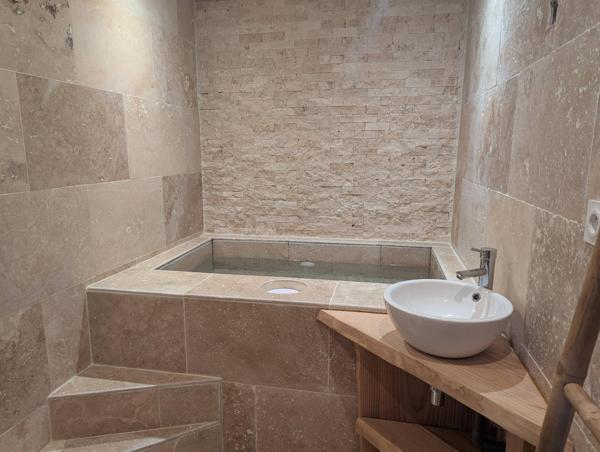 Villa avec trois appartements