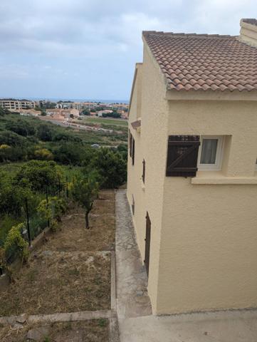 Villa avec trois appartements