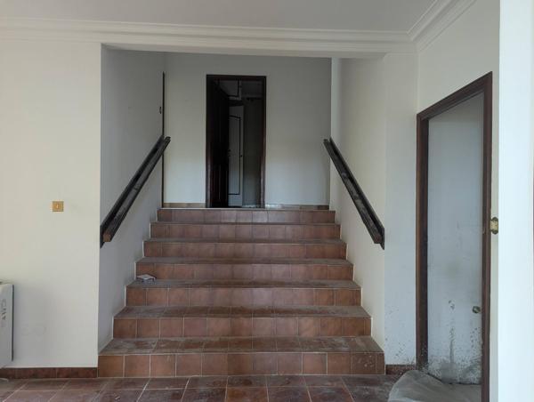 Villa avec trois appartements