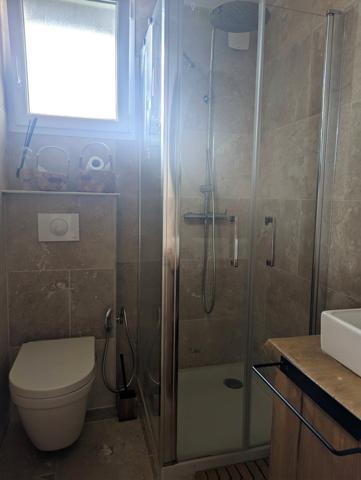 Villa avec trois appartements