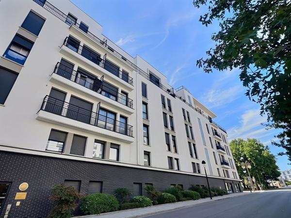 En exclusivité Appartement Thiais 3 pièces 58.65 m2 - Cour Sainte Marthe proche commerces et transports