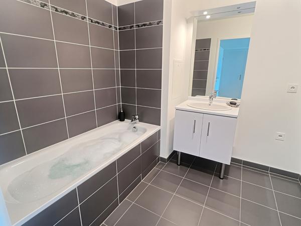 En exclusivité Appartement Thiais 3 pièces 58.65 m2 - Cour Sainte Marthe proche commerces et transports