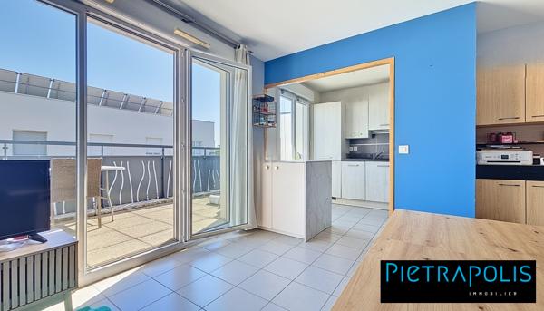 CLIMATISABLE - Dernière étage - T3 60 m² avec terrasse - Box et/ou parking possible(s)
