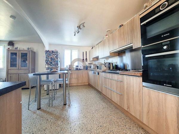 Maison à vendre    6 pièces •  Flayosc