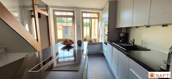 Maison en pierre rénovée avec gout - Aucun travaux à prévoir