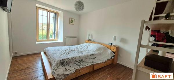 Maison en pierre rénovée avec gout - Aucun travaux à prévoir