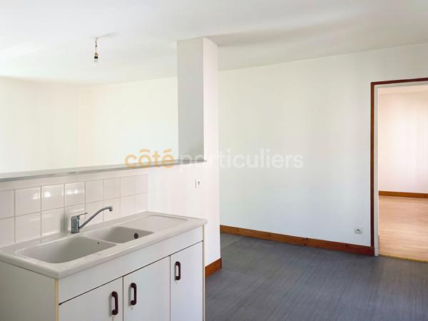 Vente
                Immeuble570 m² - 28 Pièces -
                    ISIGNY SUR MER (14230)