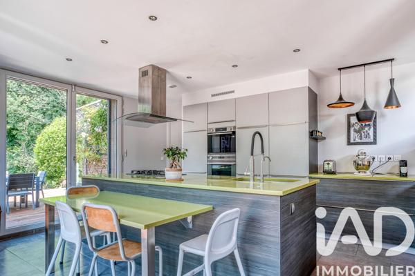 Maison à vendre 7 pièces 182 m² Chessy