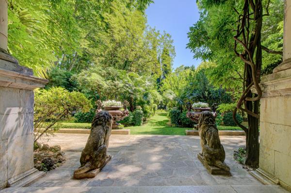 Vente Maison de luxe Aix-en-Provence 10 Pièces 400 m²