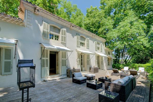 Vente Maison de luxe Aix-en-Provence 10 Pièces 400 m²