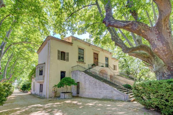 Vente Maison de luxe Aix-en-Provence 10 Pièces 400 m²