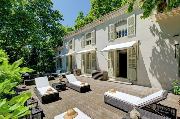 Vente Maison de luxe Aix-en-Provence 10 Pièces 400 m²