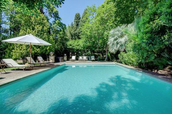 Vente Maison de luxe Aix-en-Provence 10 Pièces 400 m²