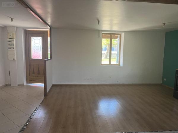 Appartement à vendre à Saint-Paul-de-Varax dans l'Ain (01240), ref : 01067-908