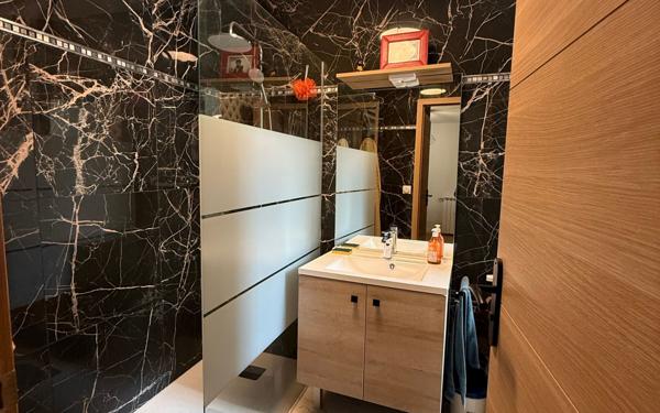 Maison à vendre    4 pièces •  Pézenas