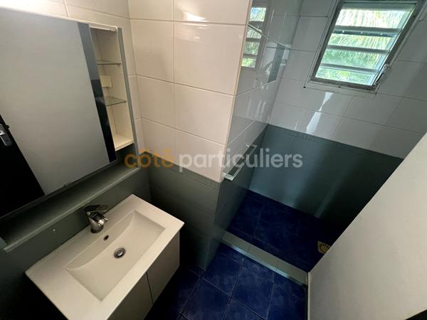 Vente
                Maison107 m² - 4 Pièces -
                    Saint-françois (97118)