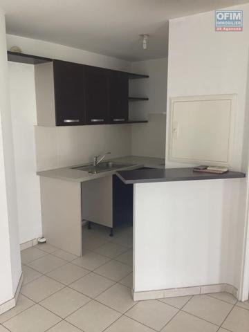 A vendre T2 Résidence flamboyant St Denis
