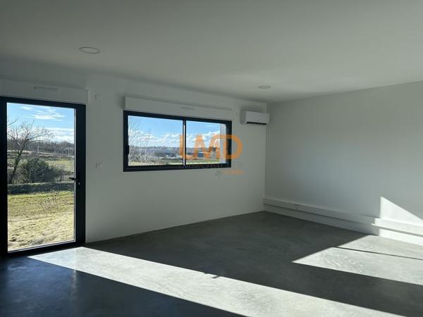 Entrepôt + Bureau