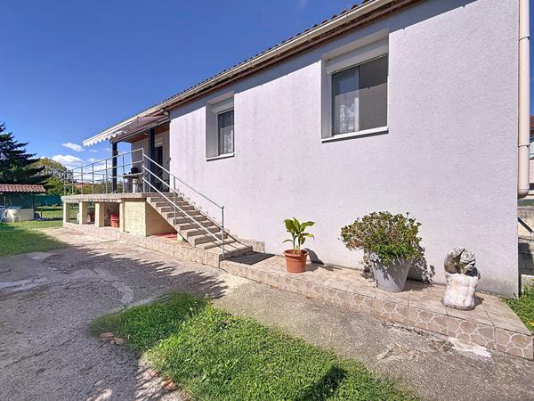 Maison familiale 92m2 sur sous sol complet, terrain piscinable de 1554m2, au calme, 3 chambres