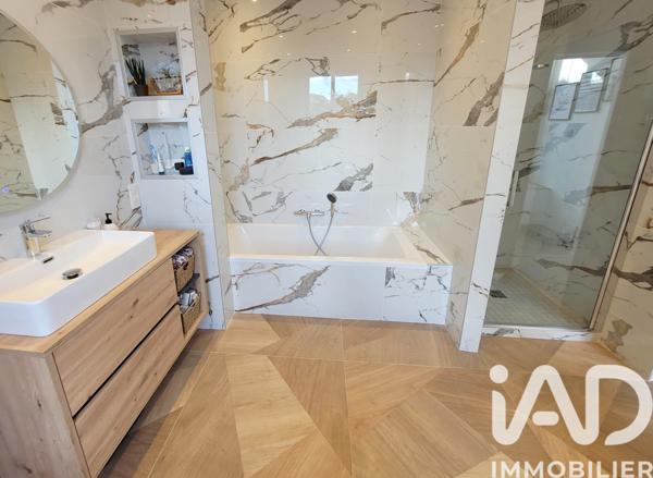 Maison à vendre 5 pièces 150 m² Saint-Arnoult-en-Yvelines