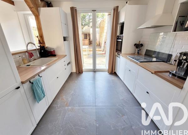 Maison à vendre 5 pièces 150 m² Saint-Arnoult-en-Yvelines