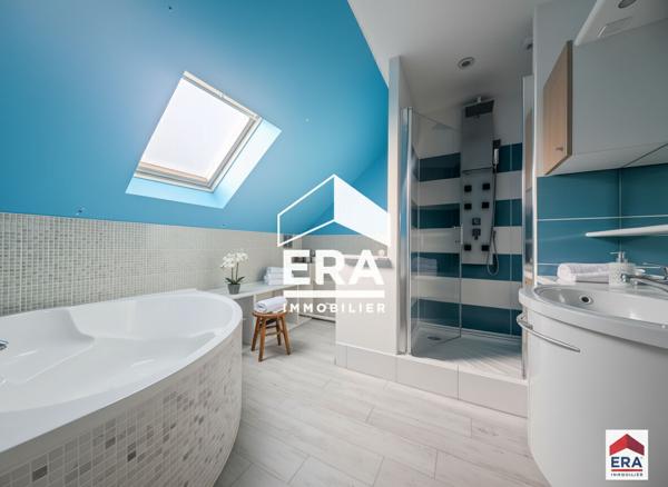 Maison 3 chambres avec terrasse et garage fermé - 95 m² - Halluin Centre