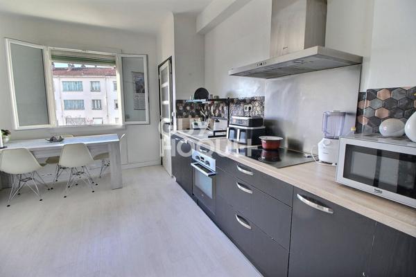 Appartement avec Balcon Tarascon