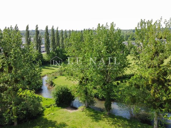 Authentique manoir du XIXe siècle restauré avec dépendances et parc en Sud Manche