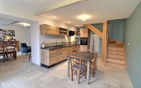 Maison à vendre    5 pièces • 135 m2 Dolomieu