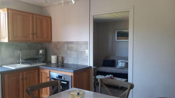 Maison à vendre à Allanche dans le Cantal (15160), ref : FG/2384