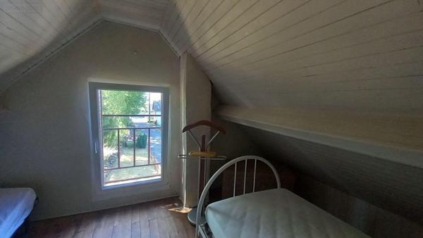 Maison à vendre à Allanche dans le Cantal (15160), ref : FG/2384