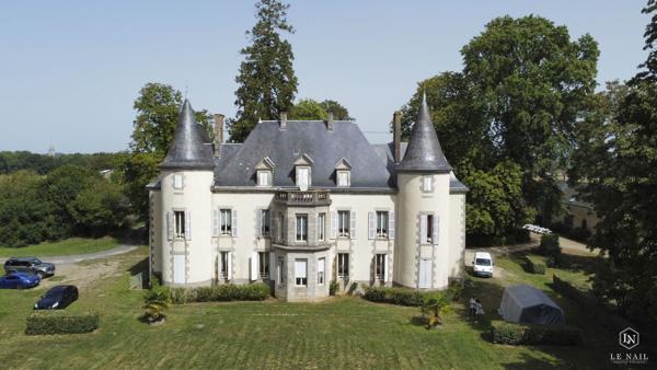 CHÂTEAU XIXe EN VENDÉE CONVENANT POUR UNE EXPLOITATION TOURISTIQUE
