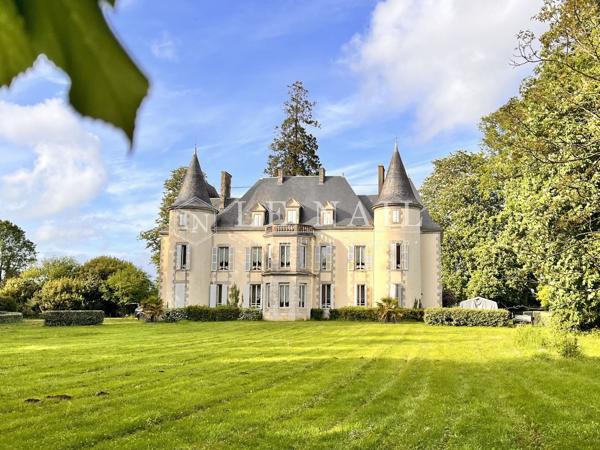 CHÂTEAU XIXe EN VENDÉE CONVENANT POUR UNE EXPLOITATION TOURISTIQUE