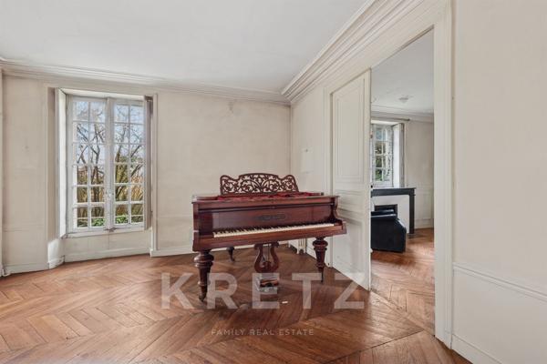 Maison Bourgeoise à rénover à fort potentiel sur l'une des plus belles adresses de Meudon