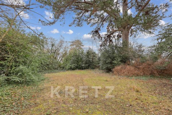 Maison Bourgeoise à rénover à fort potentiel sur l'une des plus belles adresses de Meudon