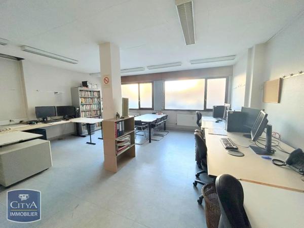 Local professionnel à vendre